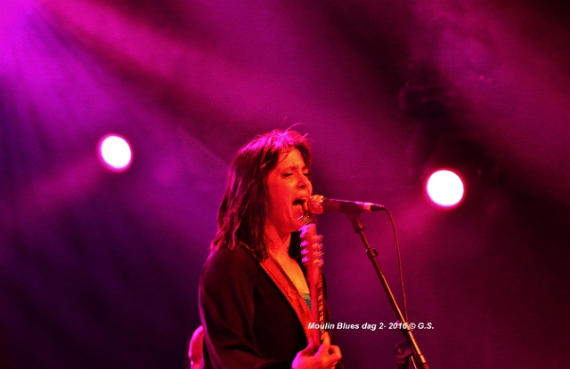 Danielle Nicole Band (29).JPG